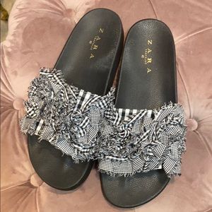 Zara never worn sandal flat 40